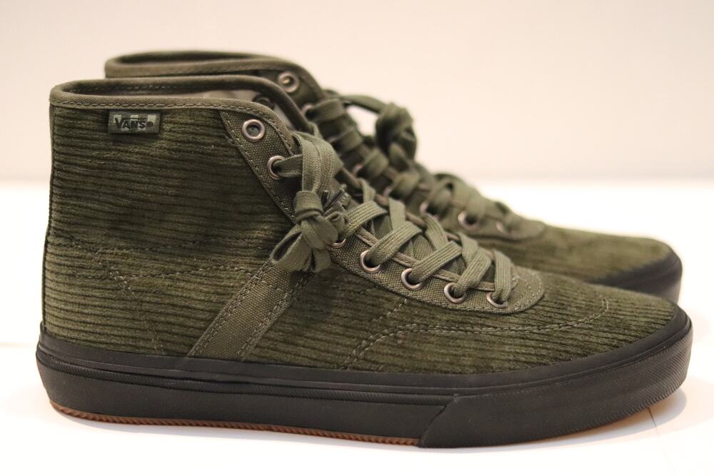 Vans Crokett High Decon Corduroy Skateboard Sz 8